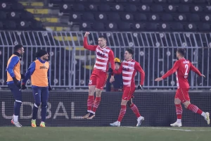 Partizan ponižen u Humskoj, Mladost GAT ispisala istoriju, četiri puta u metu!